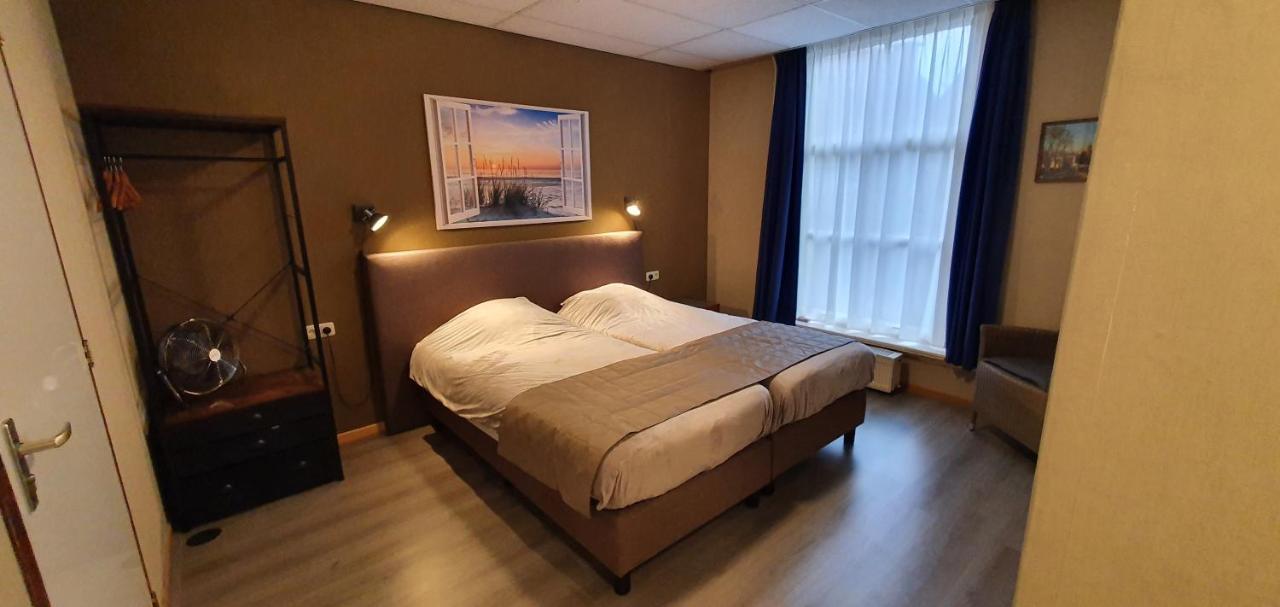 Hotel Restaurant 'T Heerenlogement Harlingen Eksteriør billede