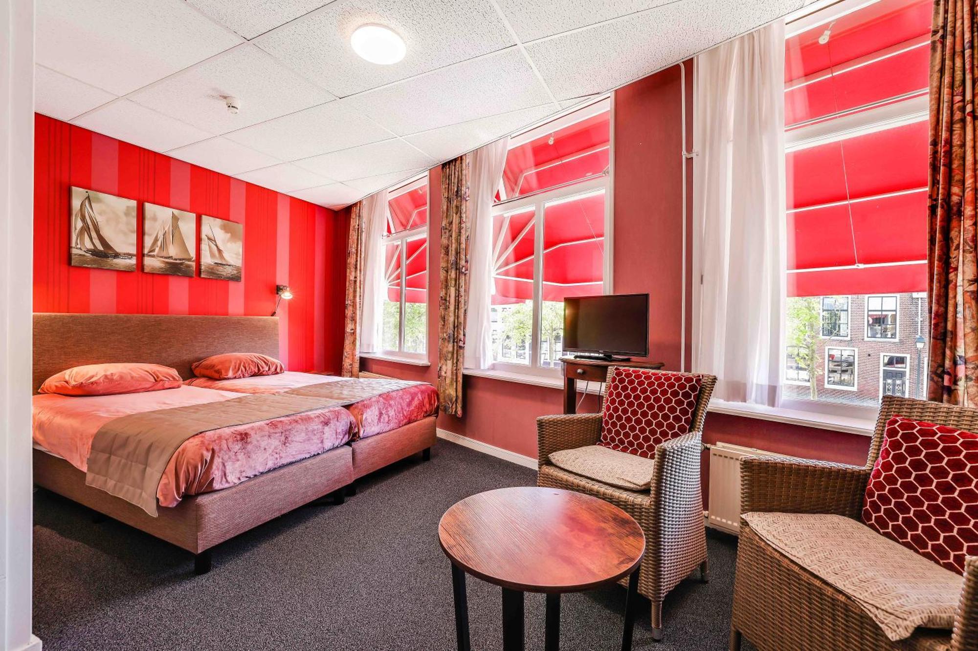 Hotel Restaurant 'T Heerenlogement Harlingen Eksteriør billede